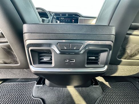 New 2026 GMC Sierra 2500 Denali Ultimate image 57