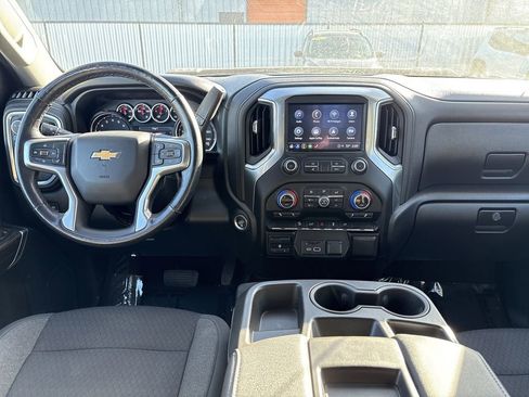 Used 2022 Chevrolet Silverado 3500 LT w/ Convenience Package image 9