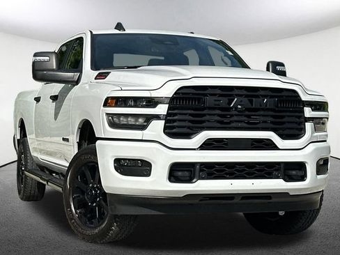 Certified 2025 RAM 2500 Big Horn AWD/4WD image 2