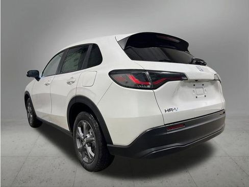 New 2026 Honda HR-V LX image 3