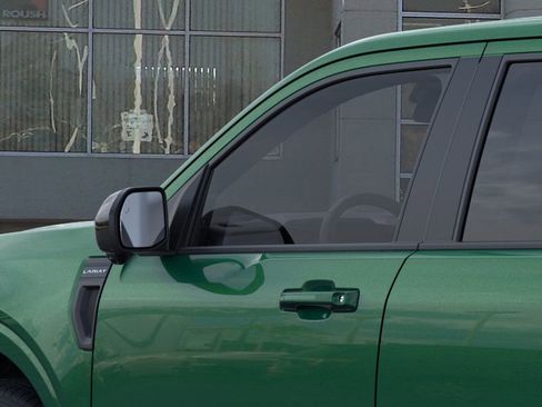 New 2025 Ford Maverick Lariat w/ 4K Tow Package image 21