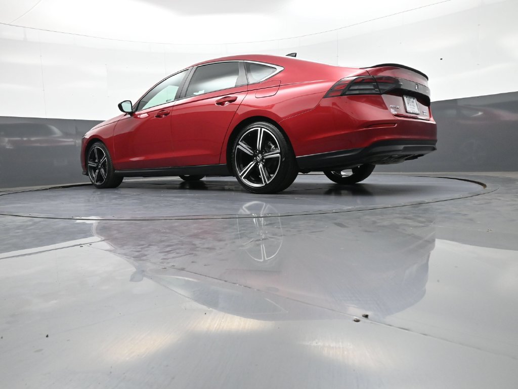 Certified 2025 Honda Accord Sport image 31
