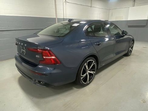 Used 2024 Volvo S60 B5 Core w/ Climate Package AWD/4WD image 3