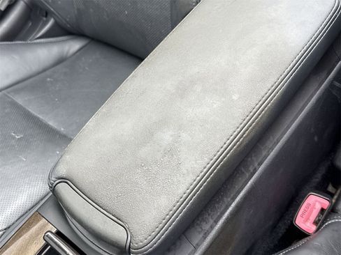 Used 2015 Lexus IS 250C image 40