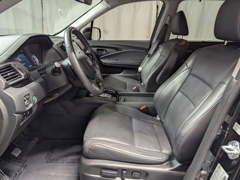 Used 2022 Honda Pilot Elite image 12