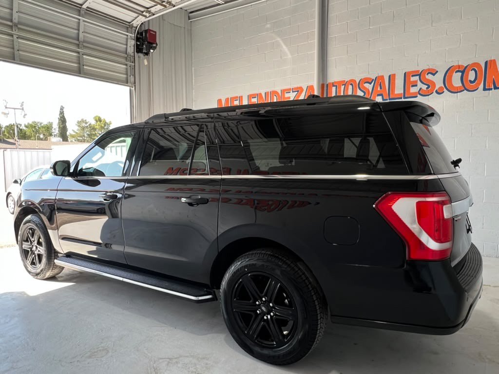 Used 2021 Ford Expedition Max XLT RWD image 3