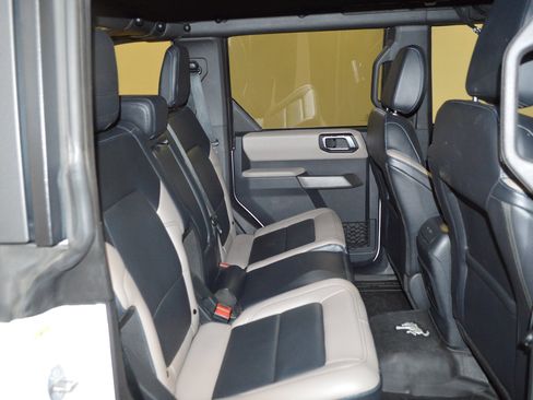 Used 2022 Ford Bronco Wildtrak AWD/4WD image 12