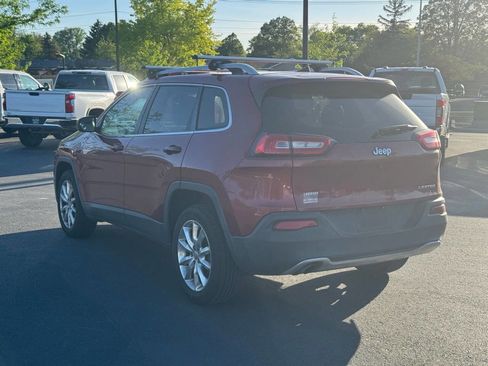 Used 2017 Jeep Cherokee Limited FWD image 5