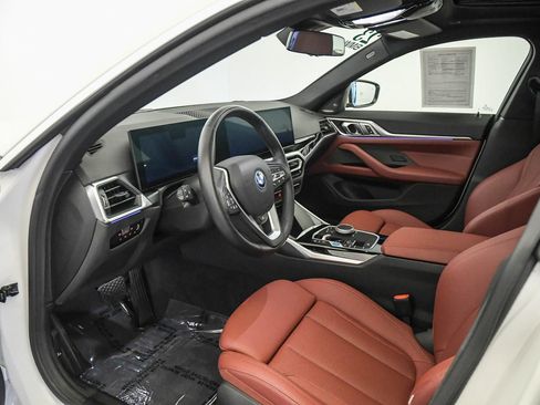 Used 2023 BMW i4 eDrive40 RWD image 16