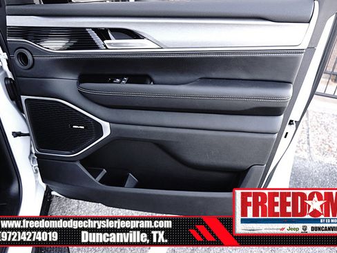 New 2025 Jeep Wagoneer L Series II w/ Premium Group I image 41