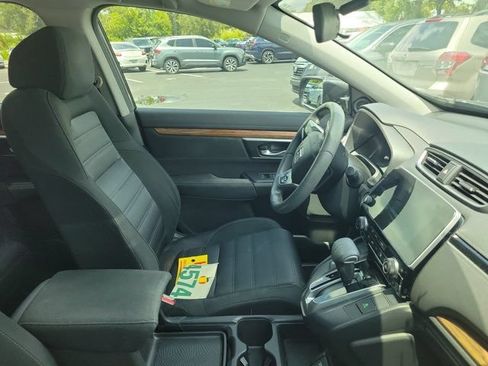 Used 2019 Honda CR-V EX image 2