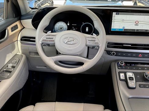 Used 2025 Hyundai Palisade Limited AWD/4WD image 7