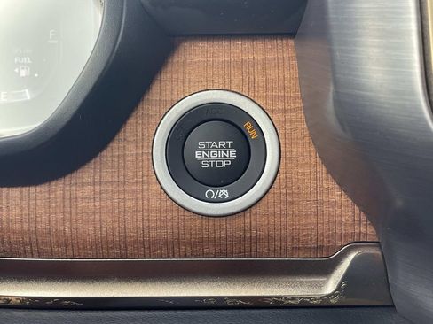 Used 2023 RAM 1500 Limited image 17