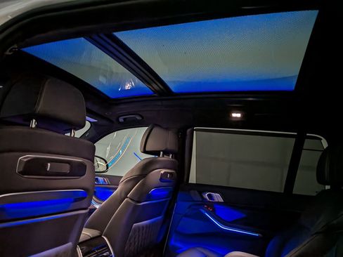 Certified 2025 BMW X7 M60i image 13