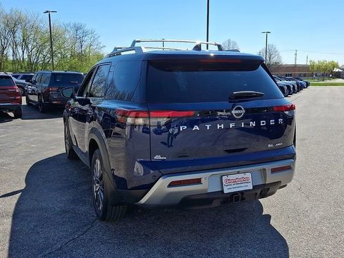 Used 2023 Nissan Pathfinder SL w/ SL Premium Package AWD/4WD image 8