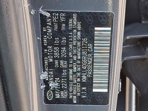 Used 2024 Hyundai Elantra SE FWD image 28