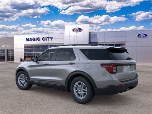 New 2026 Ford Explorer Active AWD/4WD image 4