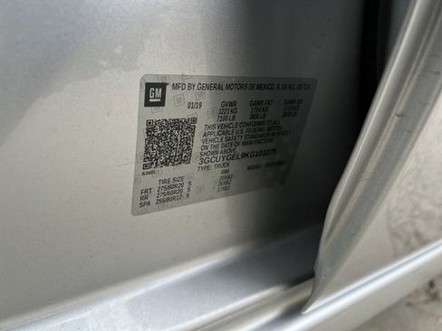 Used 2019 Chevrolet Silverado 1500 LTZ w/ LTZ Premium Package image 35