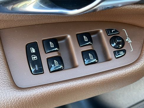 Used 2022 Volvo XC90 T6 Momentum w/ Advanced Package image 15