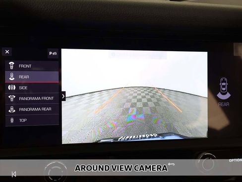 Used 2025 Porsche Macan image 7