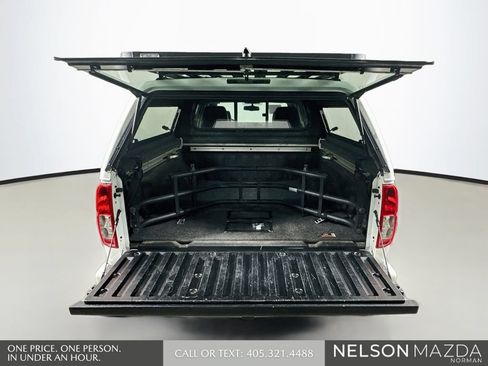 Used 2020 Nissan Frontier PRO-4X w/ Pro-4x Utility Package AWD/4WD image 27