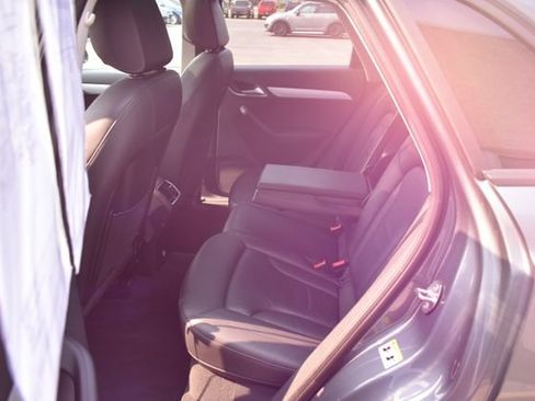 Used 2017 Audi Q3 2.0T Premium FWD image 29