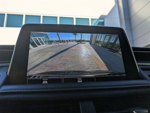 Used 2021 Chevrolet Tahoe Z71 image 22