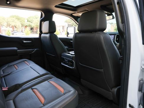 Used 2020 GMC Sierra 1500 AT4 w/ AT4 Premium Package AWD/4WD image 25