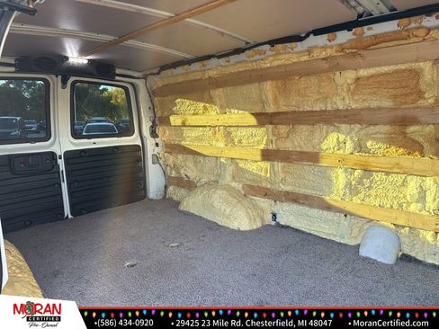 Used 2018 Chevrolet Express 2500 w/ Driver Convenience Package image 20