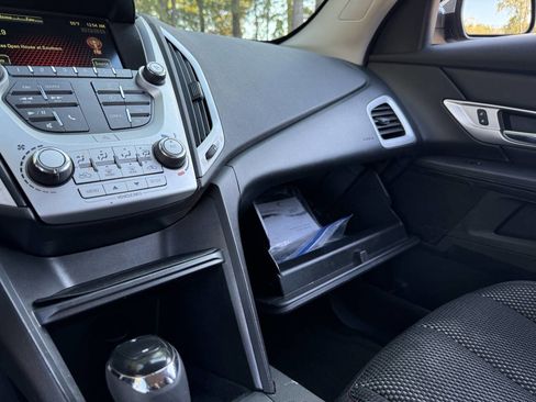 Used 2017 GMC Terrain SLE image 13