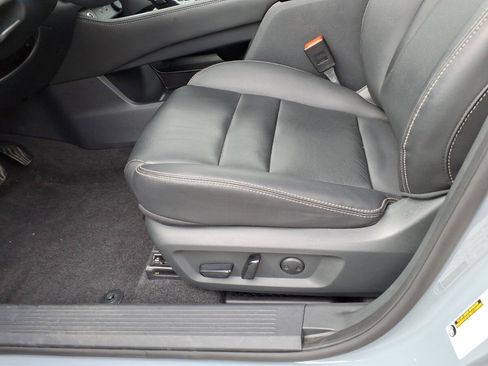 Used 2023 Nissan Rogue SL AWD/4WD image 20