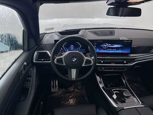 Used 2024 BMW X5 xDrive40i w/ M Sport Package image 23
