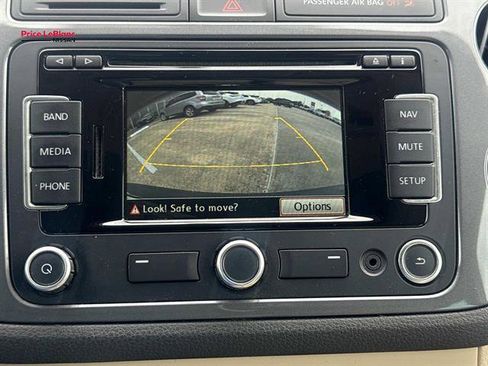 Used 2014 Volkswagen Tiguan SEL FWD image 25