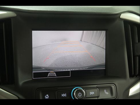 Used 2023 GMC Terrain SLE w/ Driver Convenience Package FWD image 13