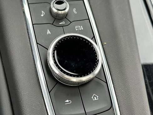 Certified 2024 Cadillac Escalade Sport w/ LPO, ONYX Package image 32