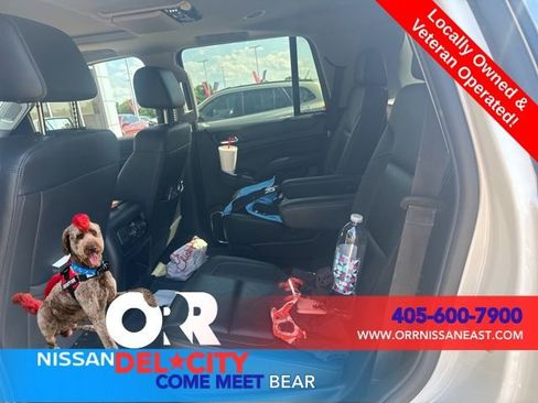 Used 2019 GMC Yukon SLT w/ Premium Edition RWD image 3