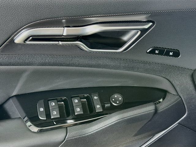 Used 2025 Kia Sportage SX FWD image 19