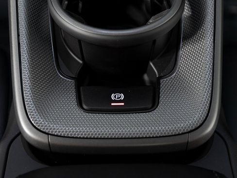 Certified 2025 Porsche 911 Carrera image 42