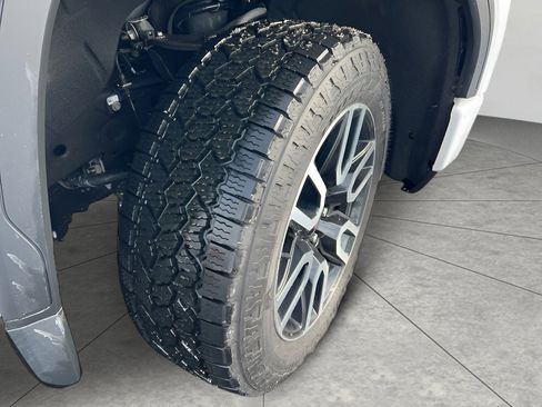 Used 2021 GMC Sierra 1500 AT4 w/ AT4 Preferred Package image 40