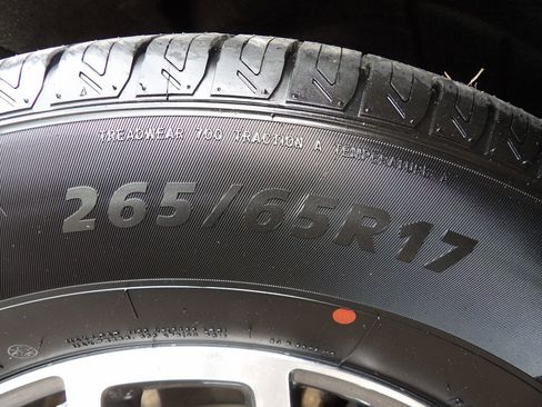 Used 2022 GMC Canyon AT4 w/ Trailering Package image 24