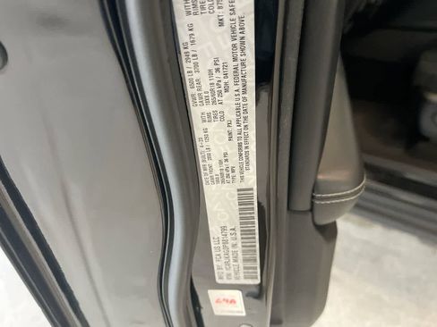 Used 2023 Jeep Grand Cherokee L Laredo image 27