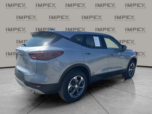 Used 2025 Chevrolet Blazer LT image 5