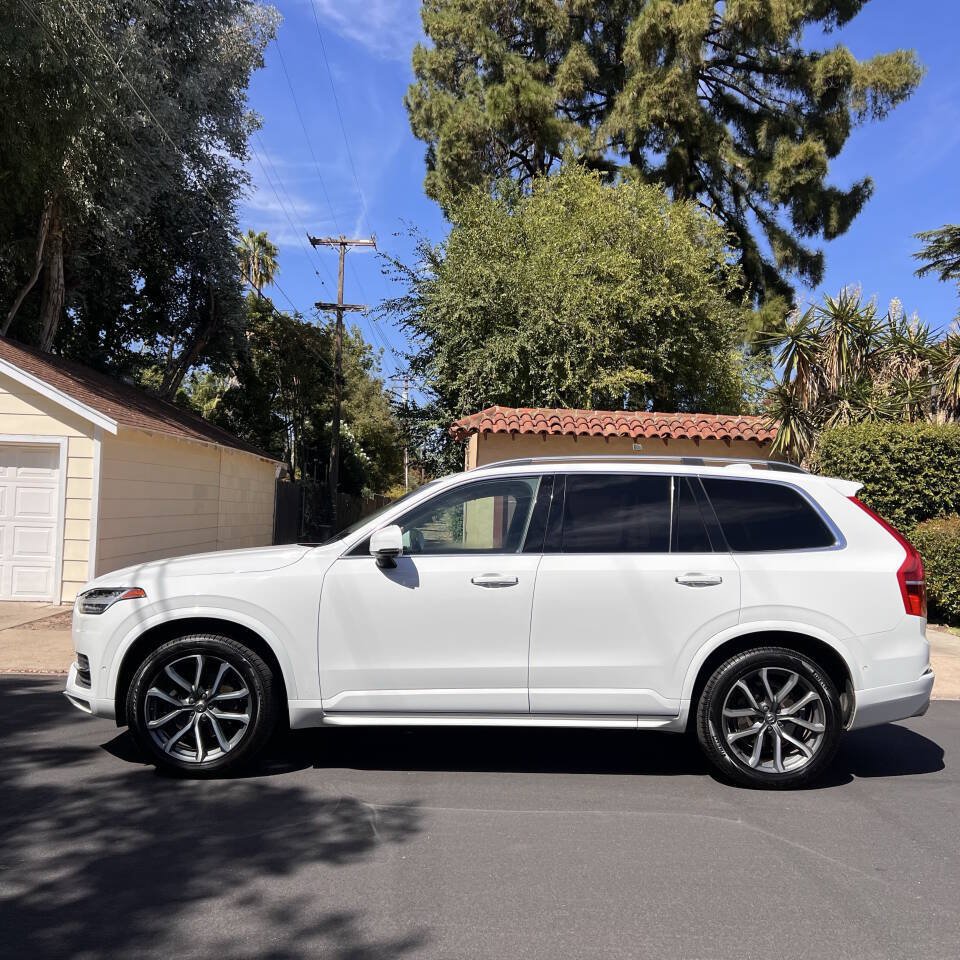 Used 2017 Volvo XC90 T6 Momentum w/ Vision Package AWD/4WD image 5