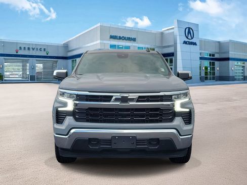 Used 2024 Chevrolet Silverado 1500 LT AWD/4WD image 2