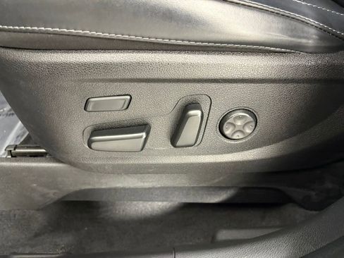 Used 2024 Kia Telluride SX Prestige X-Pro AWD/4WD image 16