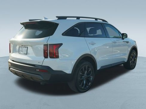 Used 2023 Kia Sorento X-Line EX image 9