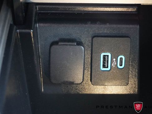 Used 2024 Ford Explorer ST w/ Equipment Group 401A image 39