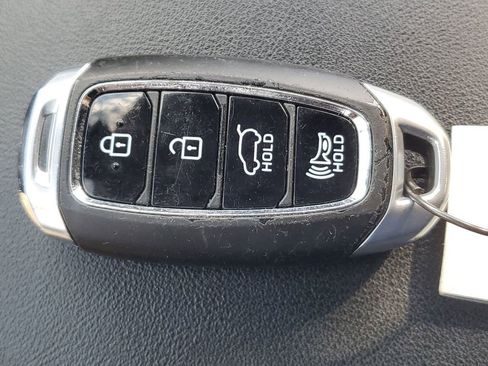 Used 2019 Hyundai Santa Fe Limited image 39