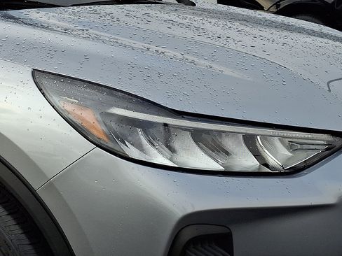 Certified 2023 Ford Escape Active AWD/4WD image 9