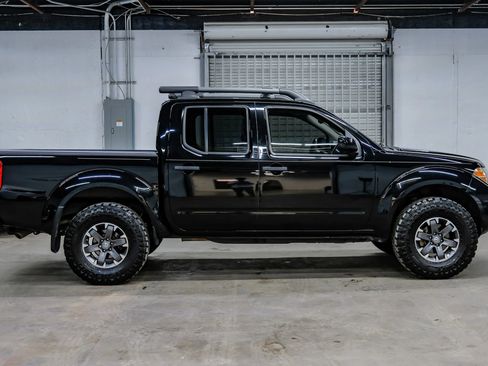 Used 2018 Nissan Frontier PRO-4X w/ Pro-4x Luxury Package AWD/4WD image 8